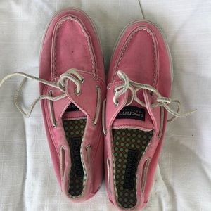 Pink sperry boat shoes